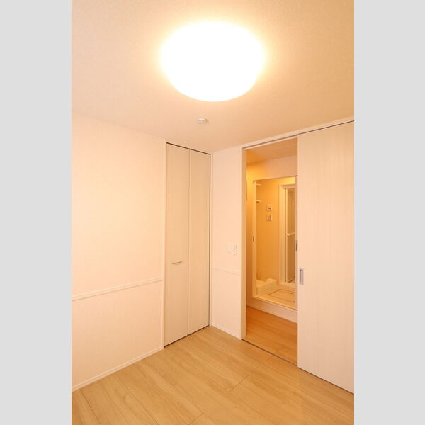 その他 (洋室3別方向)