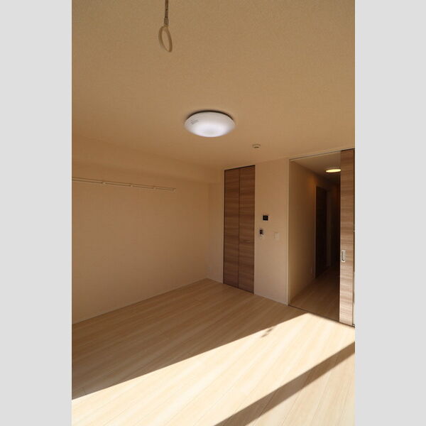 居室・リビング (リビング別方向)