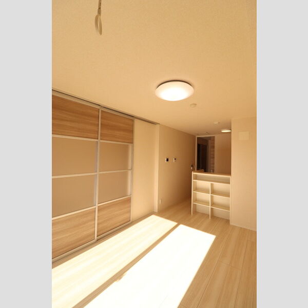 居室・リビング (リビング別方向)