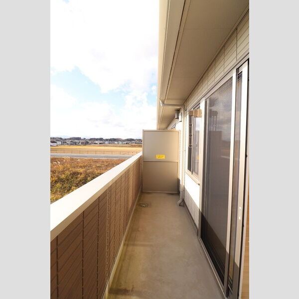 バルコニー・ベランダ (バルコニー)