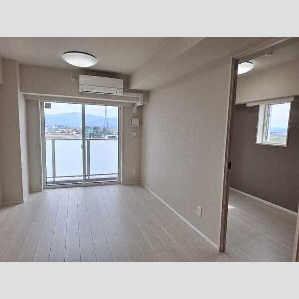 居室・リビング (リビング)