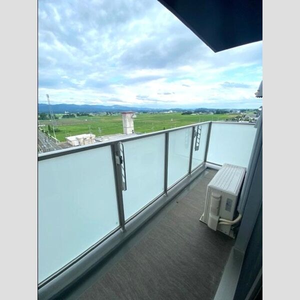 バルコニー・ベランダ (バルコニー)