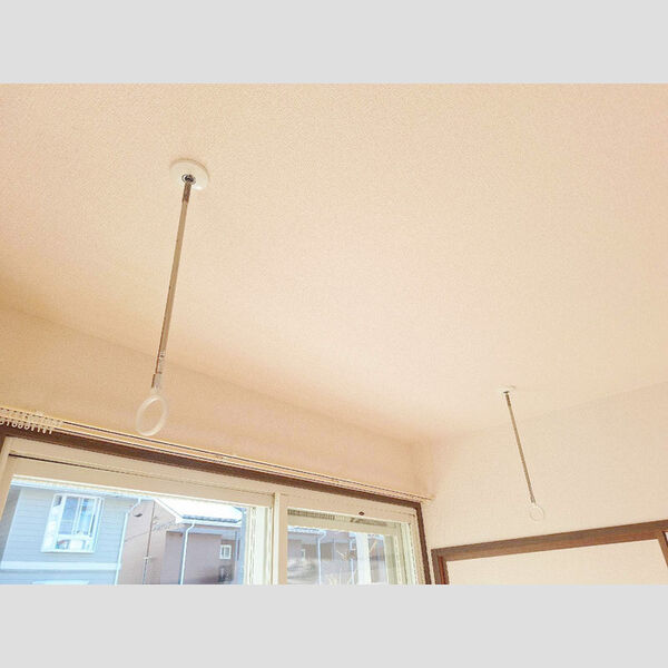 その他設備 (室内物干し)