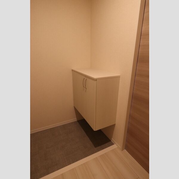 玄関 (玄関)