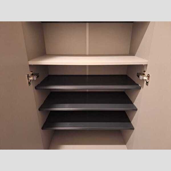 玄関 (シューズボックス)