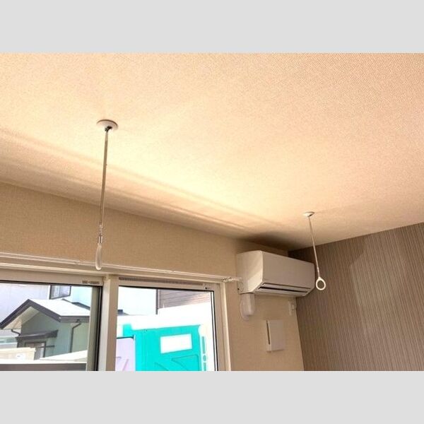 その他設備 (エアコン・室内物干し)