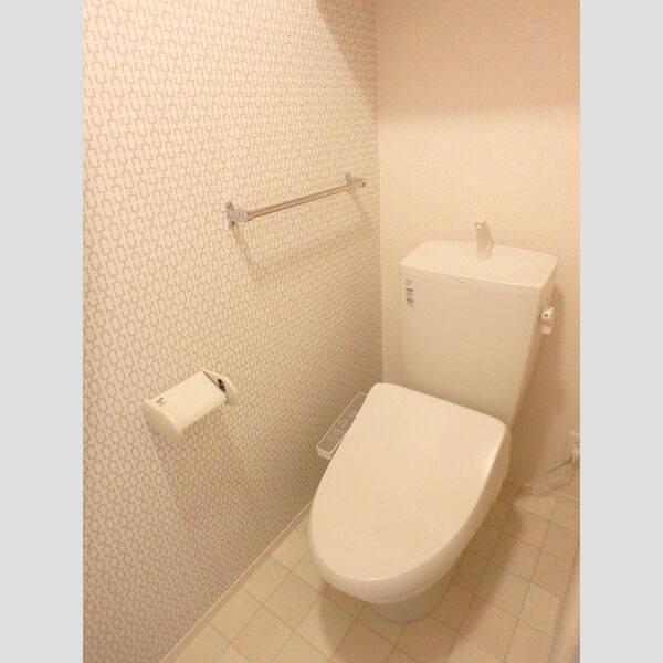 トイレ (温水洗浄便座)