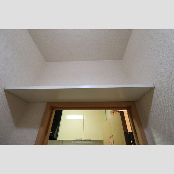 トイレ (トイレ棚)