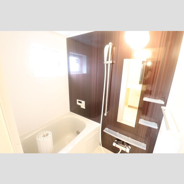 バス (追い焚き機能付き浴室)