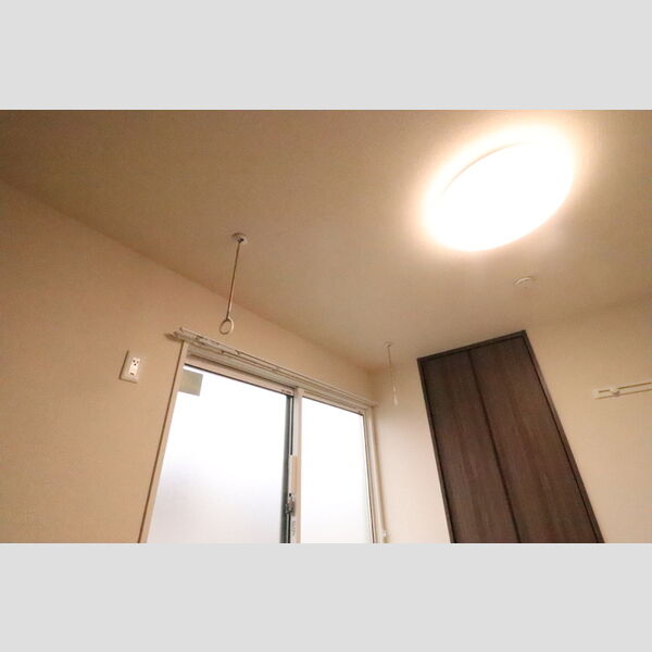 その他設備 (室内物干)