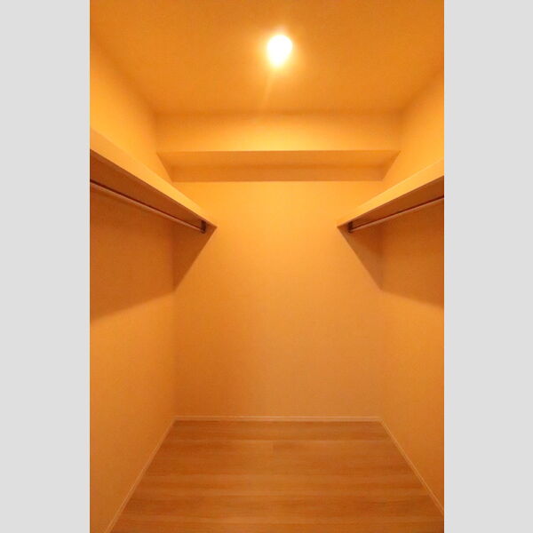 収納 (ウォークインクローゼット)