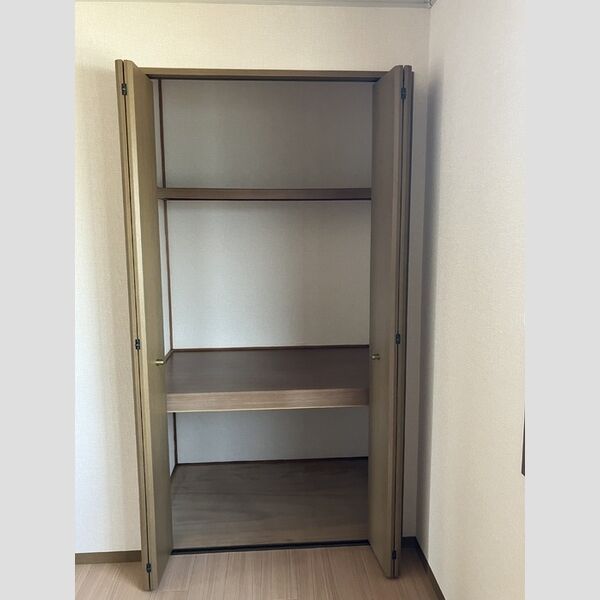 収納 (物入)