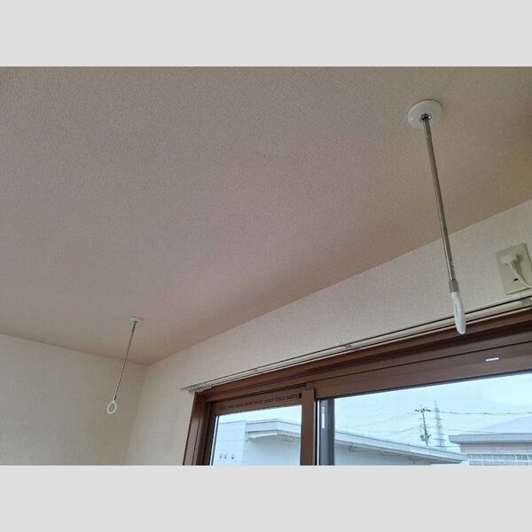 その他設備 (室内物干し)