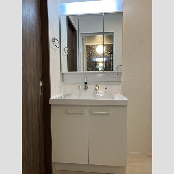 洗面所 (洗面所)