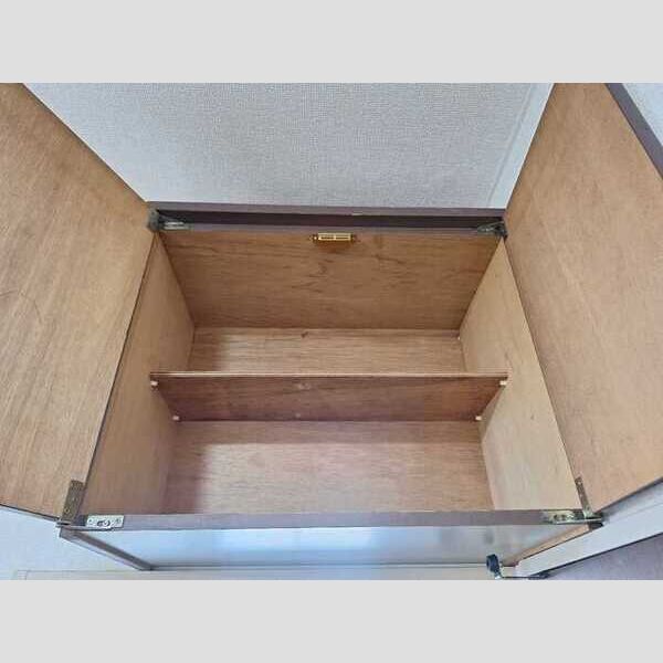 キッチン (キッチン吊戸棚)