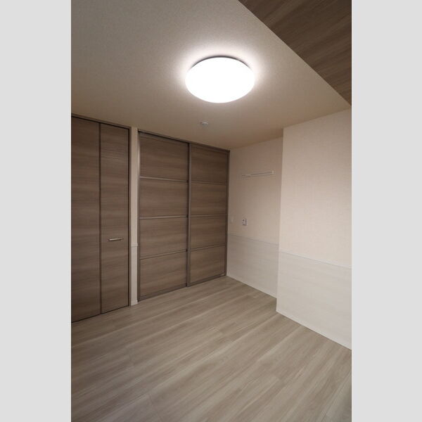 その他 (洋室2別方向)