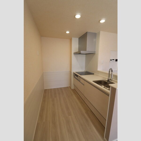 キッチン (キッチン別方向)