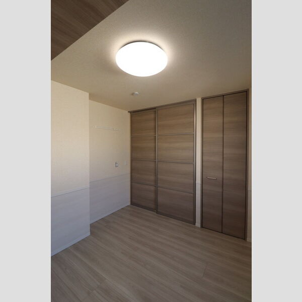 その他 (洋室2別方向)