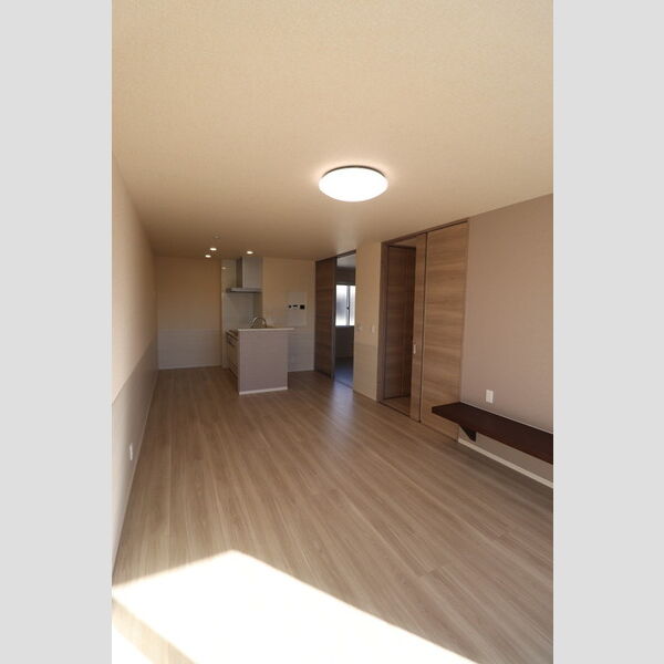 居室・リビング (リビング別方向)