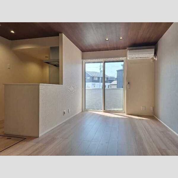 居室・リビング (リビング別方向)