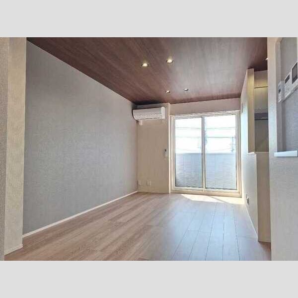 居室・リビング (リビング別方向)