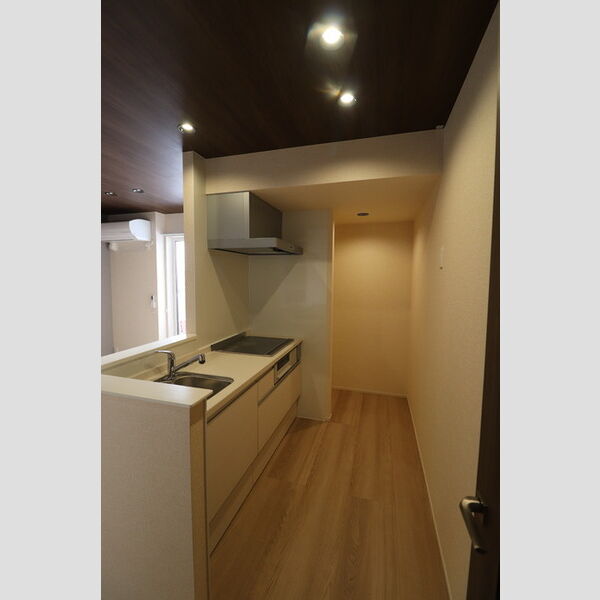 キッチン (キッチン別方向)