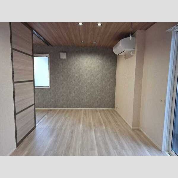 居室・リビング (リビング別方向)