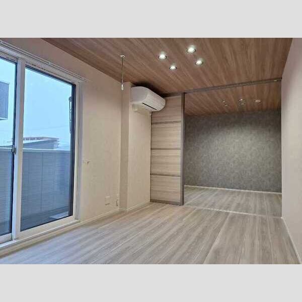 居室・リビング (リビング別方向)