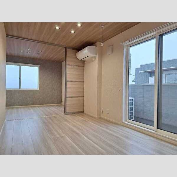 居室・リビング (リビング別方向)