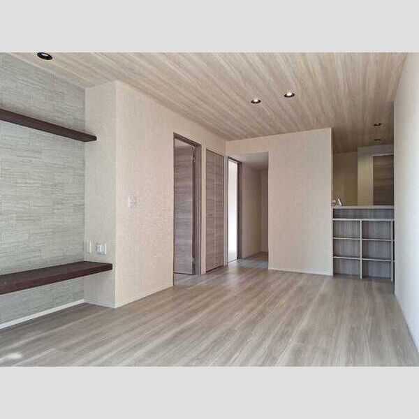 居室・リビング (リビング別方向)