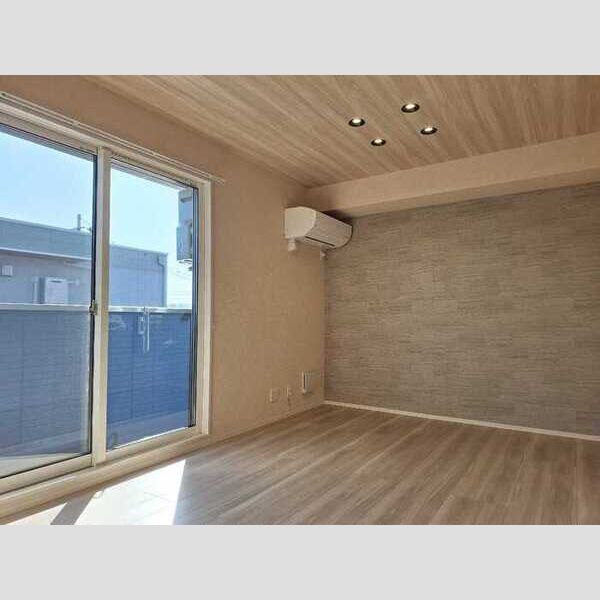 居室・リビング (リビング別方向)