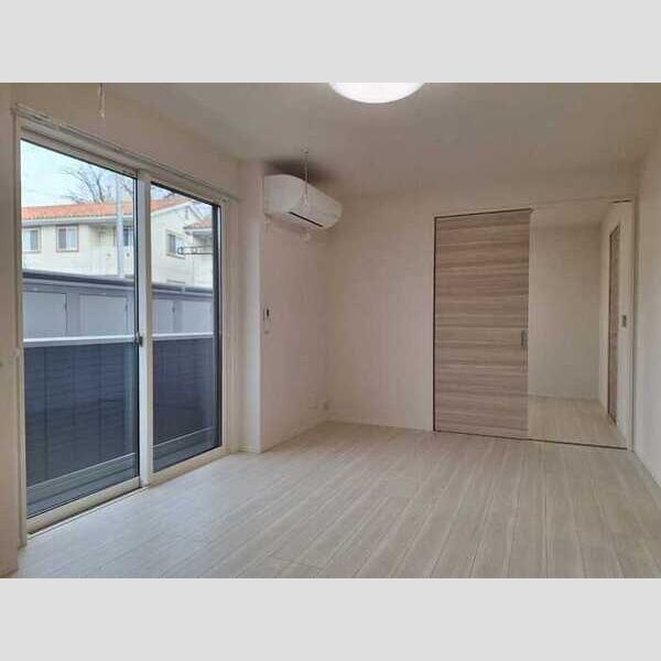 居室・リビング (リビング別方向)