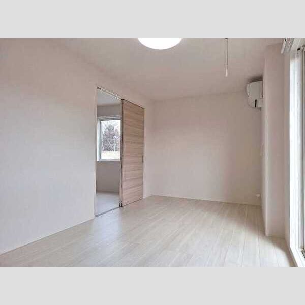 居室・リビング (リビング別方向)