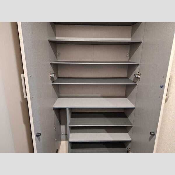 玄関 (シューズボックス)