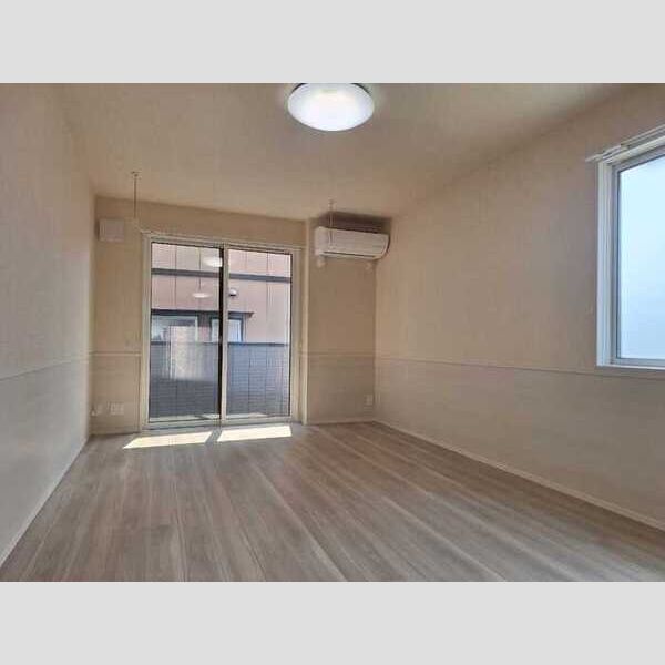 居室・リビング (リビング別方向)