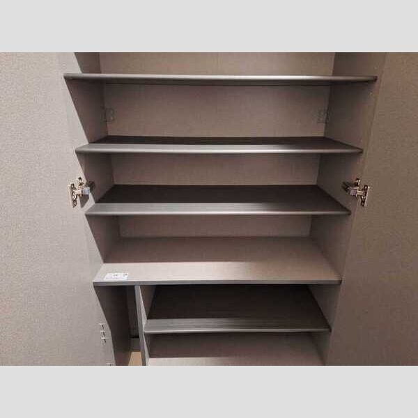 玄関 (シューズボックス)