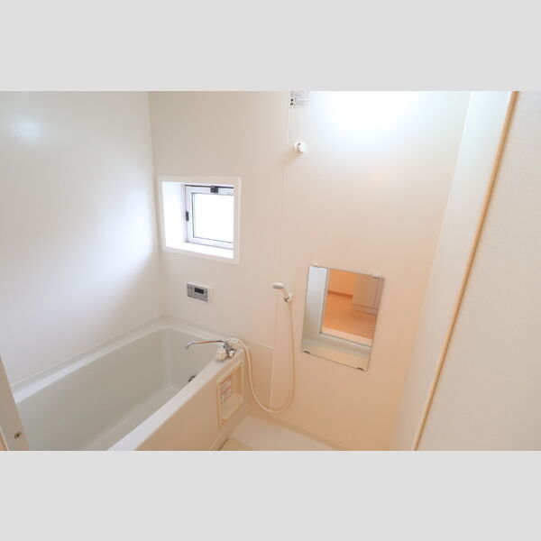 バス (追い焚き機能付き浴室)