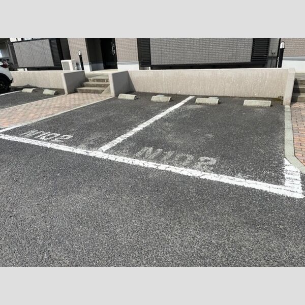 駐車場 (駐車場)
