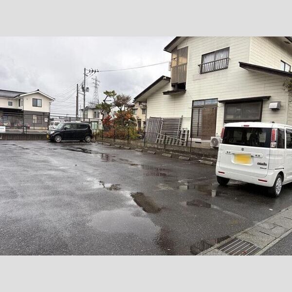 駐車場 (駐車場)