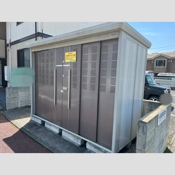 現地周辺 (ゴミステーション)