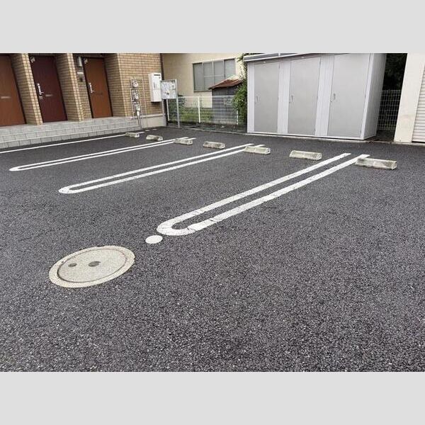 駐車場 (駐車場)