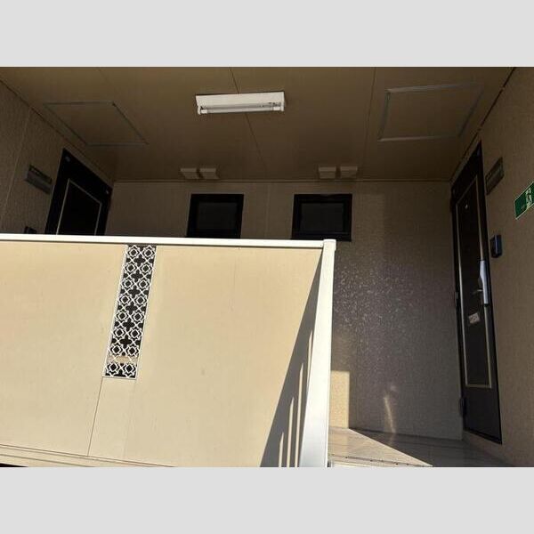 エントランス (共用部)