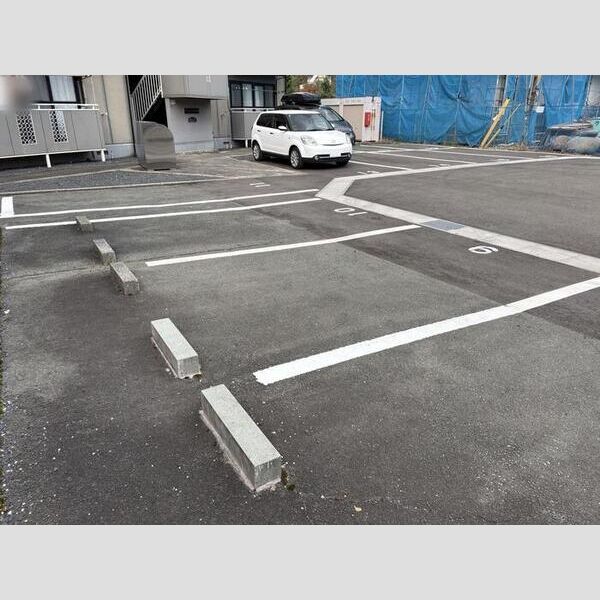 駐車場 (駐車場)