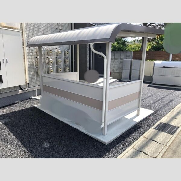 現地周辺 (駐輪場)