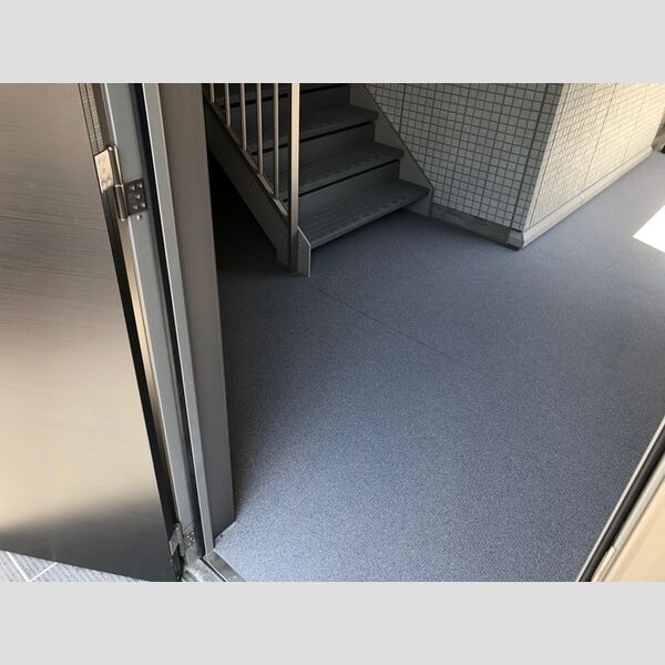 現地周辺 (ロビー)