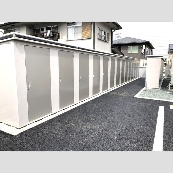 現地周辺 (物置)