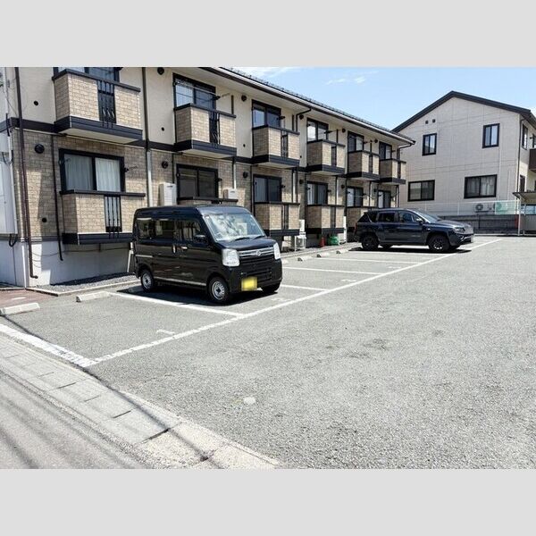 駐車場 (駐車場)