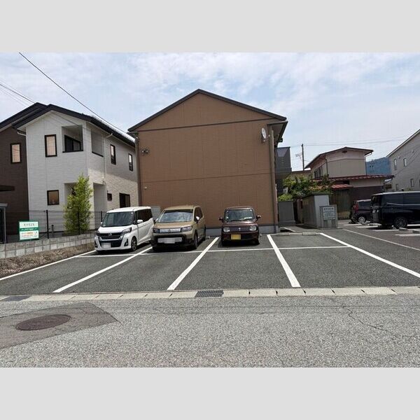 駐車場 (駐車場)