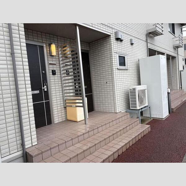 エントランス (共用部)