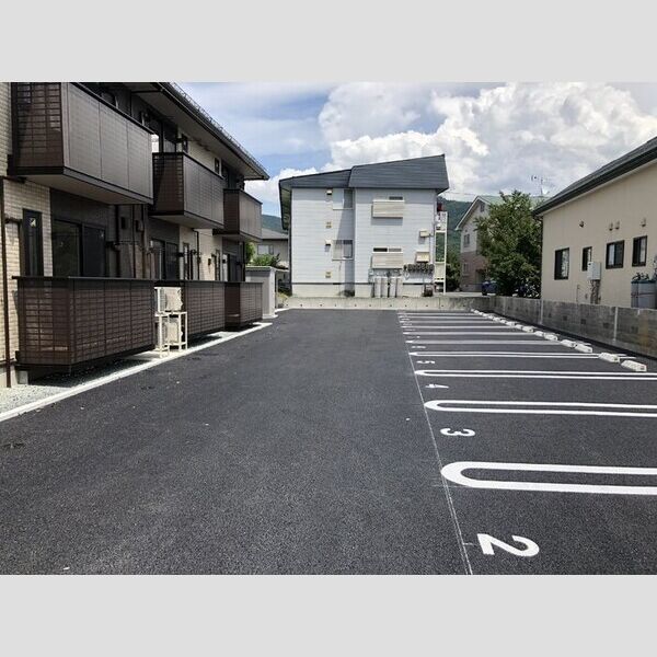駐車場 (駐車場)
